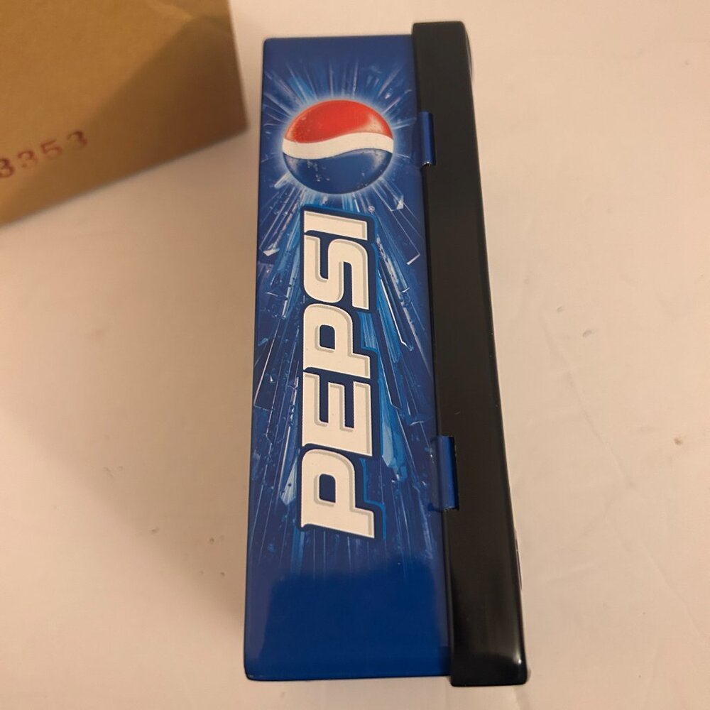 Pepsi Racing 2004 Jeff Gordon #24 Diecast Car Tin Case | NASCAR Limited Edition - Picture 9 of 16